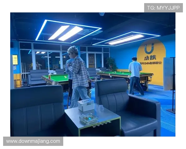 大哥大娱乐：创新互动玩法让你沉浸在欢乐的海洋中，尽情释放你的娱乐热情